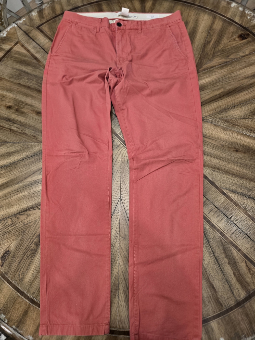 H&M L.O.G.O. Slim Fit Men's Chinos - Coral Red, Mens 34 - Picture 8 of 9